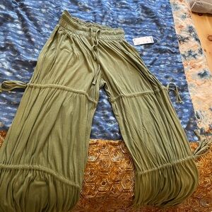 Urban Outfitters Green Relaxed Wide-Leg Pants